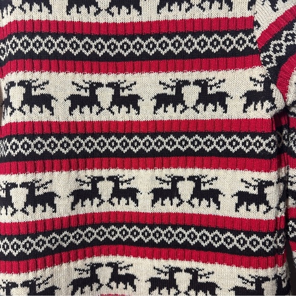 Yumi Red and Cream Patterned Cardigan with Faux Fur Trim and Faux Leather Button - Picture 7 of 13